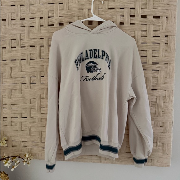 Abercrombie & Fitch Philadelphia Eagles Hoodie - Picture 3 of 6